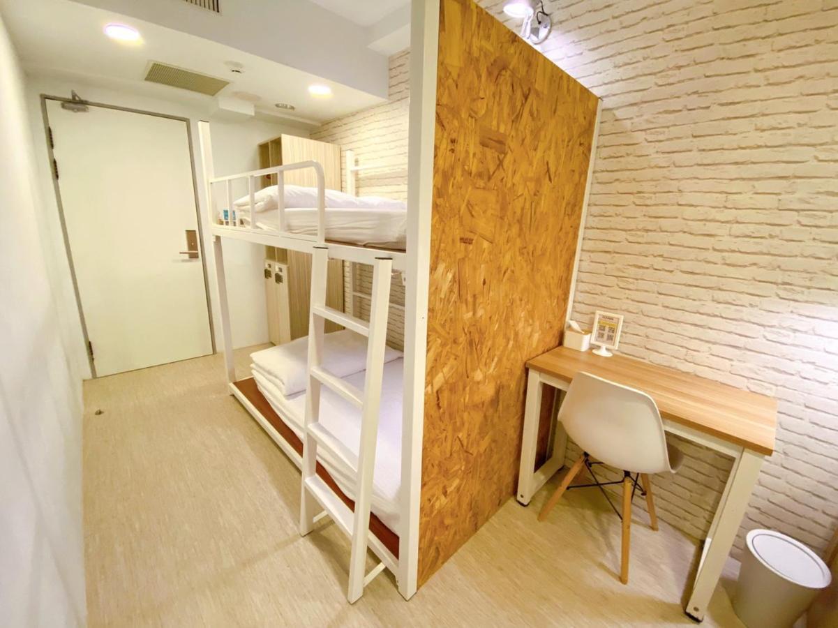 Flyinn Hostel Cao Hùng Ngoại thất bức ảnh
