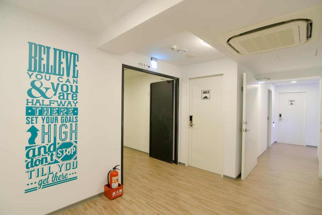 Flyinn Hostel Cao Hùng Ngoại thất bức ảnh