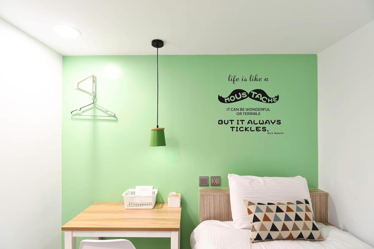Flyinn Hostel Cao Hùng Ngoại thất bức ảnh