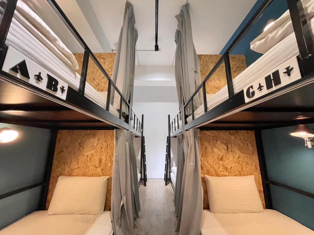 Flyinn Hostel Cao Hùng Ngoại thất bức ảnh